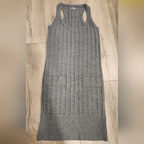New Benetton Sweater Dress - Picture 1 of 1